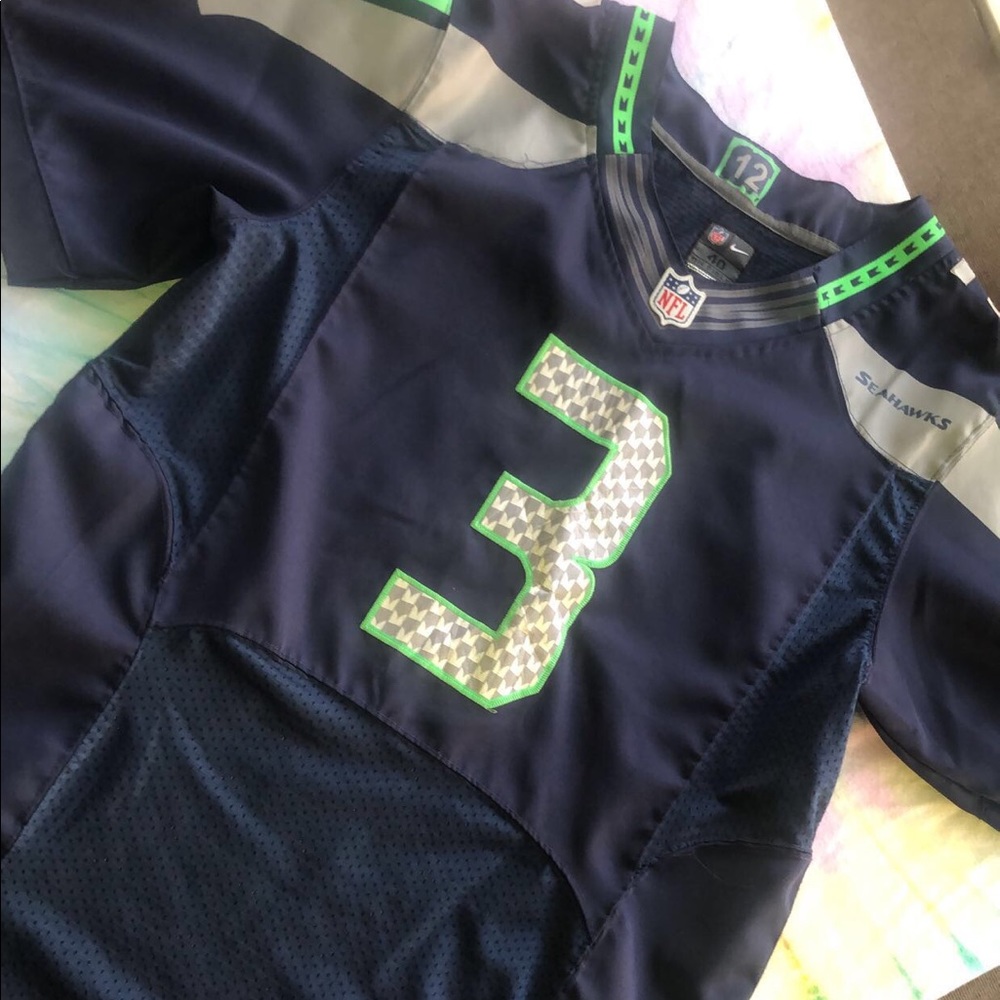 Russel Wilson Seahawks jersey